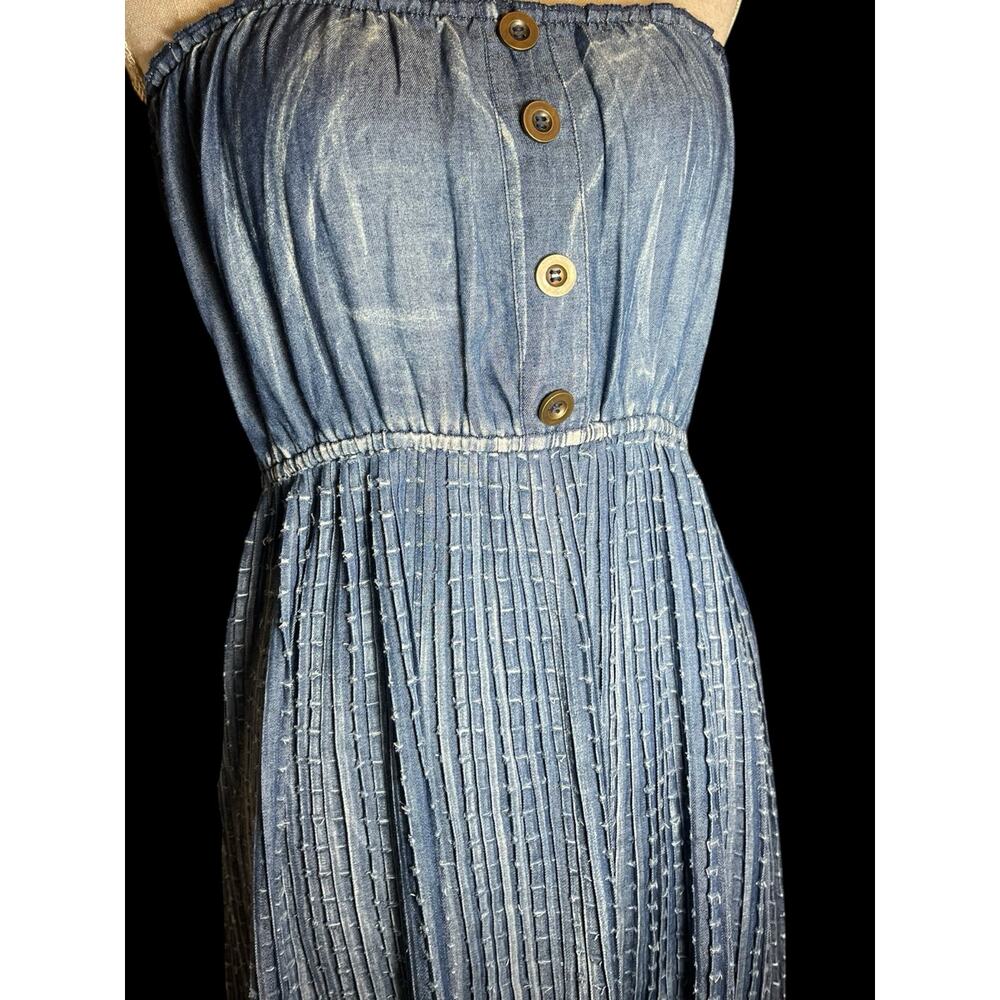 Millenium Denim Look Dobby Dot Strapless Maxi Dress – Blue Pleated Cottagecore - Picture 3 of 8
